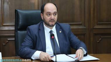 Նախարարը հաստատել է հանրակրթական ուսհաստատություններում հեռավար (դիստանցիոն) կրթության կազմակերպման կարգը