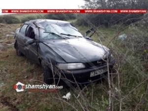 Ավտովթար Գեղարքունիքի մարզում. 48-ամյա վարորդը Opel-ով մի քանի պտույտ շրջվելով, բախվելով քարերին, հայտնվել է ձորում. կա վիրավոր