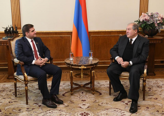 Պետք է ուժ ու վճռականություն հաղորդենք նախագահին.  Արման Բաբաջանյան