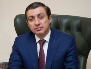 Միհրան Պողոսյանը ՌԴ-ում բանանի գո՞րծ է անում. նա հանդիպել է Գեւորգ Կոստանյանի ու Ռուբեն Հայրապետյանի հետ. «Իրավունք»