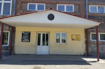 Հայկական Կարմիր խաչի Գյումրու շուրջօրյա խնամքի կենտրոնի  շահառուներից 56-ի մոտ կորոնավիրուս է հաստատվել։ Նրանցից երեքը մահացել են