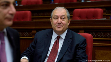 Արմեն Սարգսյանը հեռախոսազրույց է ունեցել ԲԴԽ նախագահի հետ