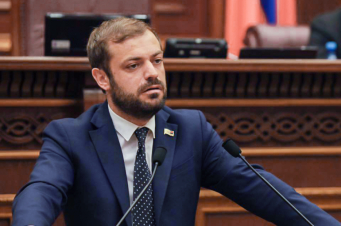 Այդ «մետաղի ջարդոնը» մի քանի տասնյակ միլիոն դոլարանոց թանկարժեք զենքի «վախճանի» պատճառ դարձավ. Պապոյանն անդրադարձել է տարածվող ստերին