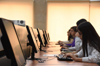 Ինչպես են հեռավար կրթությունից դուրս մնացած աշակերտները լրացնելու դասերը․ պարզաբանում է նախարարությունը