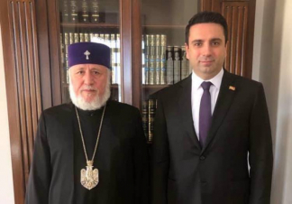 Ալեն Սիմոնյանն ու Գարեգին Բ-ն հանդիպել են․ նրանք «բարիշե՞լ» են․ «Ժողովուրդ»