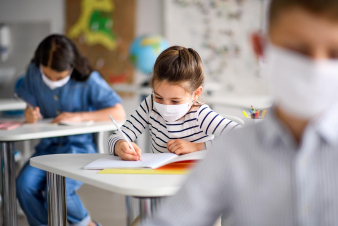 ԱՀԿ-ն խորհուրդ է տվել 12 և բարձր տարիքի երեխաներին դիմակ կրել