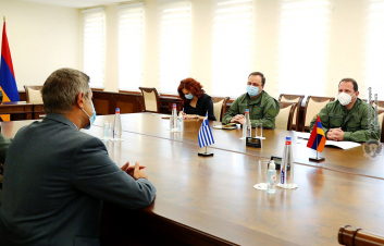 Դավիթ Տոնոյանն ընդունել է ՀՀ-ում Հունաստանի արտակարգ և լիազոր դեսպան Էվանգելոս Տուրնակիսին