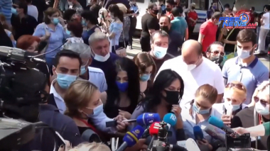 «Բյուլ-բյուլ, գյուլ-գյուլ» կայքերով իմ գաղտնի ձայնագրությունն են հրապարկելու. Նաիրա Զոհրաբյան