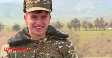 Կեցցե՜ս: Մարատ Պետրոսյանն այն տղան է, որ խոցել է թշնամու 5 տանկ