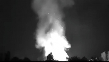 Արցախի ՊԲ, արևելյան ուղղություն․ հակառակորդի զինամթերքով բեռնված մեքենաների շարասյան խոցումը. տեսանյութ