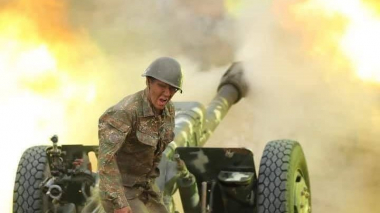 Ամեն զինվորի հետ ծնվում եմ, մեռնում եմ նորից նրա հետ. Ավետ Բարսեղյան