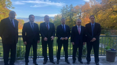 Ժնևում մեկնարկեց ՀՀ ԱԳ նախարար Զոհրաբ Մնացականյանի հանդիպումը Ադրբեջանի ԱԳ նախարար Ջեյհուն Բայրամովի հետ