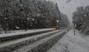 Ճամբարակի և Սիսիանի տարածաշրջաններում թույլ ձյուն է տեղում, Գորիսի ավտոճանապարհներին մառախուղ է