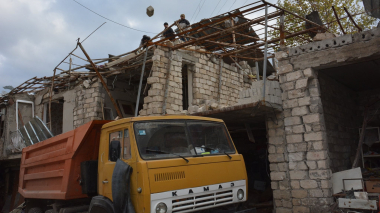 Ավերված բնակարաններն ու հանրային ու կենսական նշանակության ենթակառուցվածքները վերականգնման փուլում են