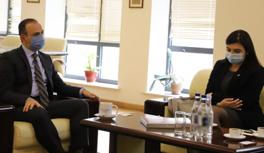 Զարեհ Սինանյանն հանդիպել է Ամերիկայի հայկական համագումարի ներկայացուցիչների հետ