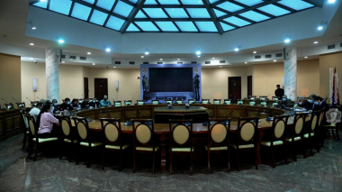 ՀՀ պաշտպանության նախարարը հանդիպել է գերեվարված զինծառայողների հարազատներին