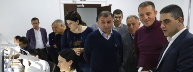 Վահան Քերոբյանը հանդիպել է Հայաստանի ադամանդագործության և ոսկերչական ընկերությունների ներկայացուցիչների հետ