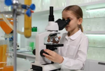Ավագ դպրոցներում ստեղծվել են բնագիտական առարկաների գծով լաբորատորիաներ