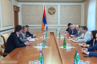 Արայիկ Հարությունյանն ընդունել է «Արմաթ» ինժեներական լաբորատորիաների ծրագրի անդամներին