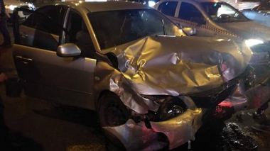 Վթար Երեւանում. քարշակի ու մարդատարի բախման հետեւանքով կա 1 զոհ, 2 վիրավոր