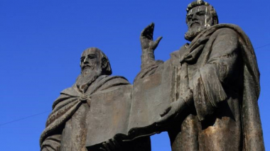 Հայի վահանը՝ հայոց լեզուն եւ հայկյան սուրը. «Հայաստանի Հանրապետություն» օրաթերթ