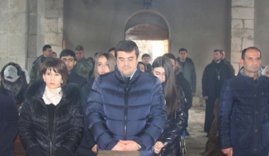 Արցախի նախագահն Ամարասի վանքում մասնակցել է Սուրբ Պատարագին