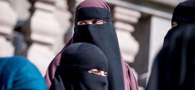 Շվեյցարիայում փարաջա կրելու հարցը դրվել է հանրաքվեի