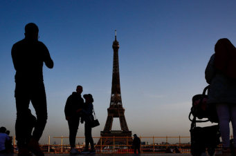 Ֆրանսիայում 1 օրում կորոնավիրուսով վարակվել է ավելի քան 23 հազար մարդ. մահվան դեպքերի ընդհանուր թիվը գերազանցել է 88 հազարը. RT