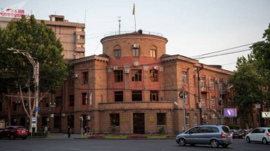 Քաղաքաշինության բաժնի աշխատողները բողոքարկում են ավագանու որոշումը. «Հրապարակ»