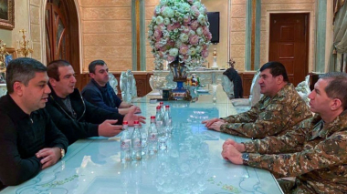 Ծառուկյանը հրաժարվել է. Ինչ են փորձել համոզել նրան «17»-ի ղեկավարները. «Ժամանակ»