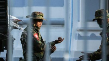 Մեծ Բրիտանիան իր քաղաքացիներին խորհուրդ է տալիս լքել Մյանմարը