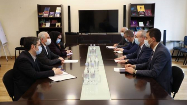 Վահրամ Դումանյանը Իրանի դեսպանի հետ քննարկել է համատեղ կրթագիտական ծրագրերի իրականացումը
