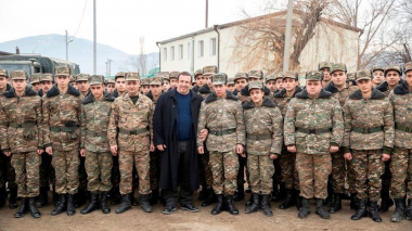 Ծառուկյան ընտանիքը  100մլն. դրամ է նվիրաբերել զինվորներին