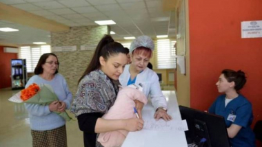 Ռուստամ Բադասյանը մանրամասներ է ներկայացրել Ծննդի գրանցումը՝ ծննդատանը» նախագծի վերաբերյալ