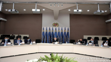 Գազասպառող բնակիչների բնակարաններում ներտնային սպասարկման ծառայության ոլորտը ազատականացնելու վերաբերյալ քննարկում ԱԻՆ-ում