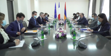 Արա Այվազյանը և Ժան-Բատիստ Լըմուանը կարևորել են ԼՂ խաղաղ գործընթացի վերսկսումը ԵԱՀԿ ՄԽ համանախագահության շրջանակում