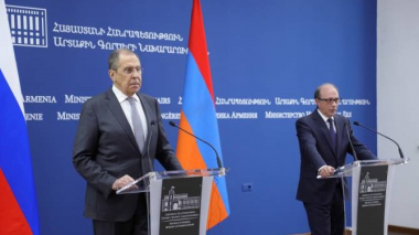 Այվազյանն ու Լավրովն անդրադարձ են կատարել Արցախում առկա հումանիտար խնդիրներին