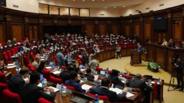 Պայքար՝ երրորդ ուժի տեղի համար. «Հրապարակ»