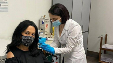 Ես այսօր պատվաստվեցի Covid-ի դեմ. Նաիրա Զոհրաբյան