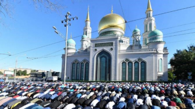 Մուսուլմանները նշում են Ուրազա-Բայրամը