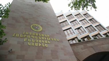 «Սմարթ գողերը». սկզբում գողացել են մուտքը հսկող տեսախցիկը, տեսախցիկի հիշողության սարքը, ապա ննջասենյակից՝ ոսկյա զարդեր