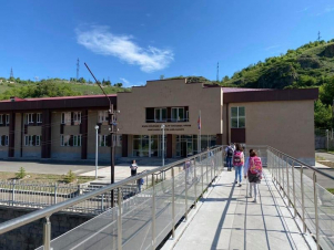 Ավարտվել են Վանաձորի 7-րդ դպրոցի վերգետնյա անցումի կառուցման աշխատանքները