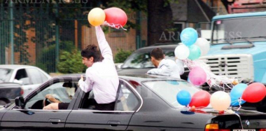 Ոստիկանությունը Վերջին զանգի օրն անչափահասների կողմից մեքենա վարելու 20 դեպք է բացահայտել