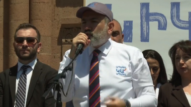 Նիկոլ Փաշնյանը Արմավիրի մարզի Էջմիածին քաղաքում է. Ուղիղ