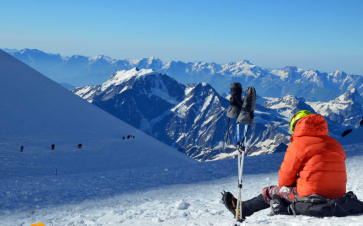 Ալպինիստը Էլբրուս լեռան վրա 490 մետր բարձրությունից ընկել է ճեղքի մեջ