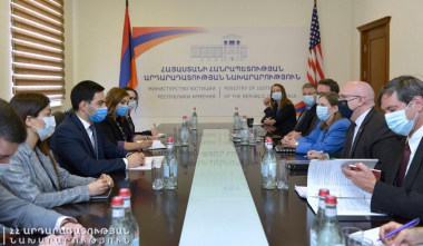 Բադասյանն ընդունել է Ֆիլիպ Ռիքերի գլխավորած պատվիրակությանը