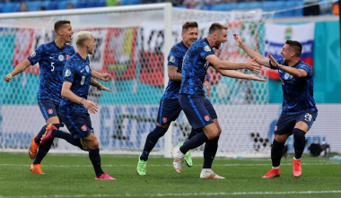 Սլովակիան հաղթեց 10 ֆուտբոլիստով մնացած Լեհաստանին. Եվրո-2020