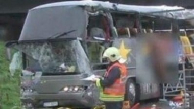 Երասխում բեռնատարը բախվել է գազալացակային․ վարորդի վիճակը կայուն ծանր է