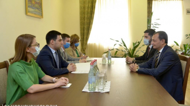 Ռուստամ Բադասյանն ընդունել է Հայաստանում Իտալիայի դեսպանին