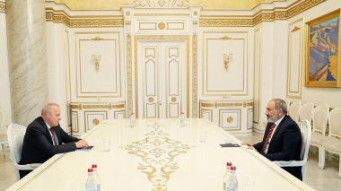 Վարչապետի պաշտոնակատար Նիկոլ Փաշինյանն ընդունել է Հայաստանում Ռուսաստանի Դաշնության արտակարգ և լիազոր դեսպան Սերգեյ Կոպիրկինին